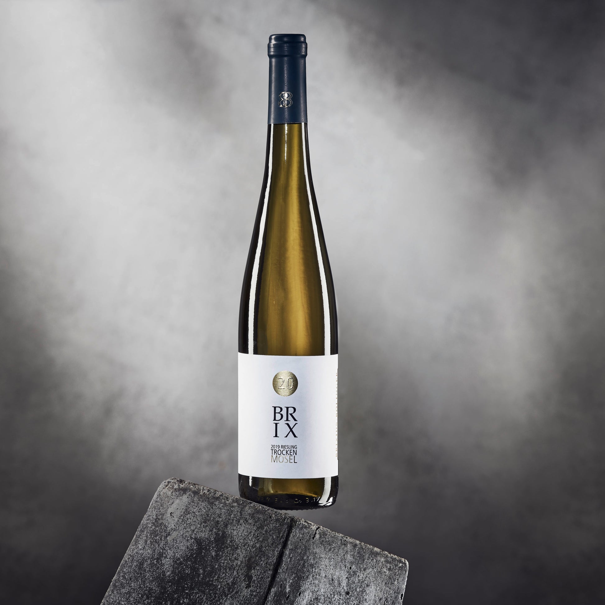 Brix Riesling Spätlese Trocken 2020 – butelka niemieckiego Rieslinga z późnego zbioru o skoncentrowanym smaku i aromatach dojrzałych gruszek oraz jabłek